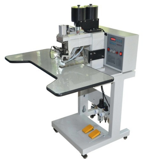 Picture of Pearl Attaching Machine