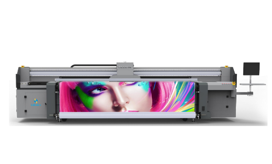 Picture of 3.2m giant hybrid UV printer